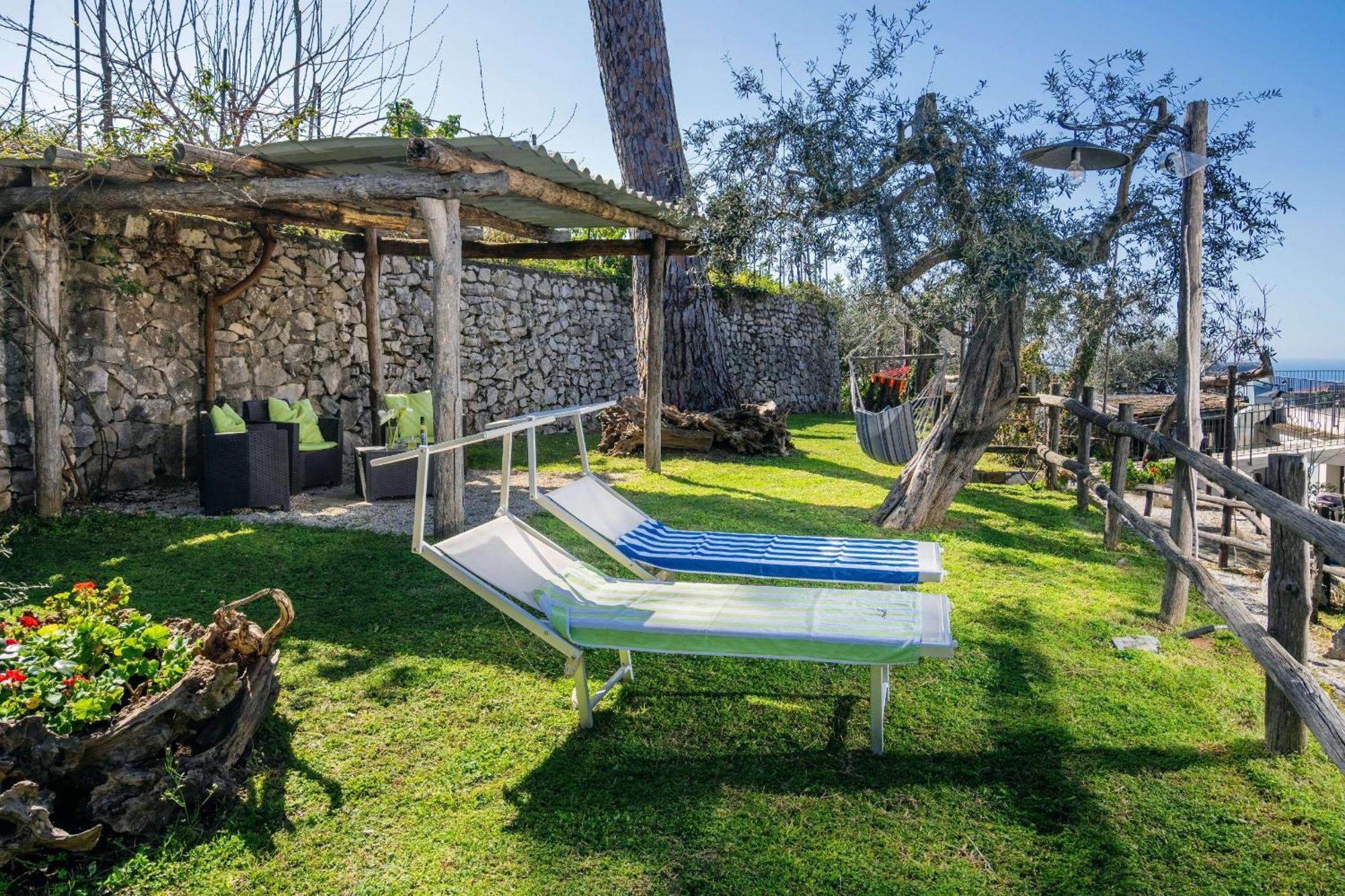 L'Antica Pigna Chateau Vico Equense Exterior photo